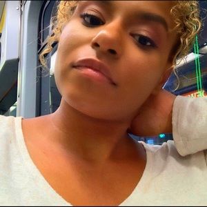 Meet your Posher, Catherine